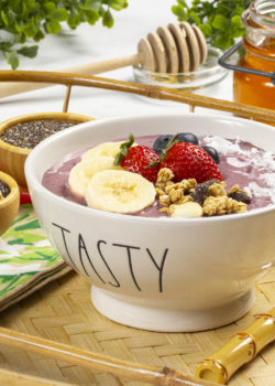 Breakfast-Acai-Bowl