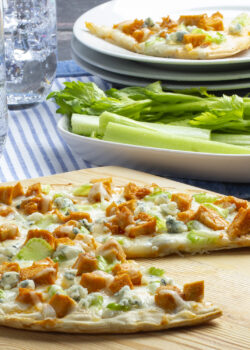 Guilt-Free-Buffalo-Chicken-Pizza